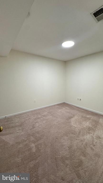 Building Photo - 9611 Normanton Way
