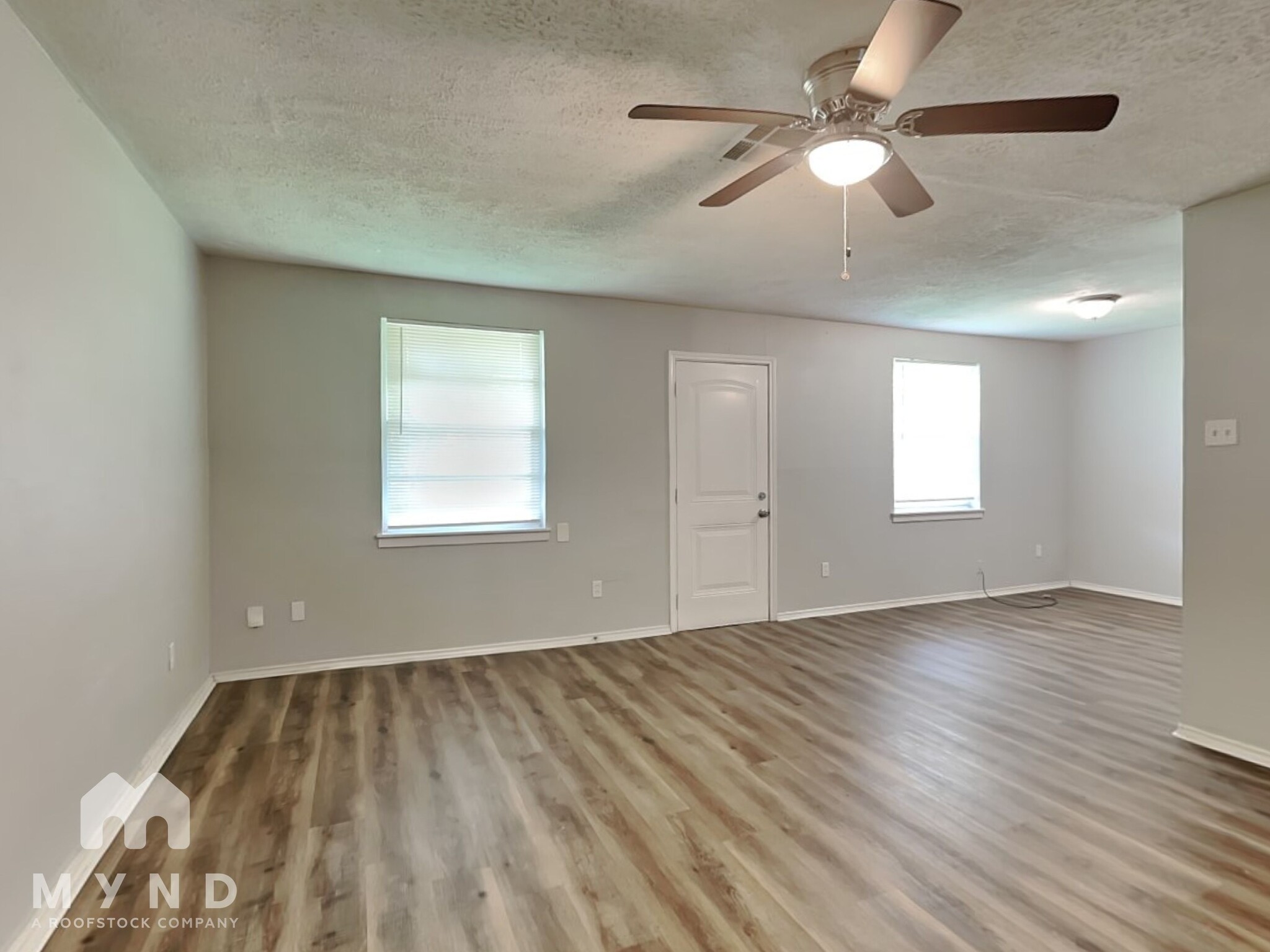 Building Photo - 4419 Trafalgar Dr