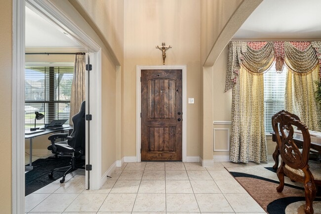 Building Photo - 5110 Ruby Rock Way