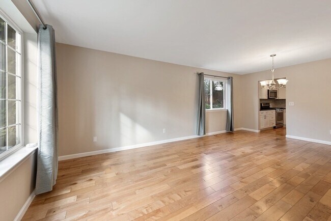 Building Photo - 207 79th Pl SW