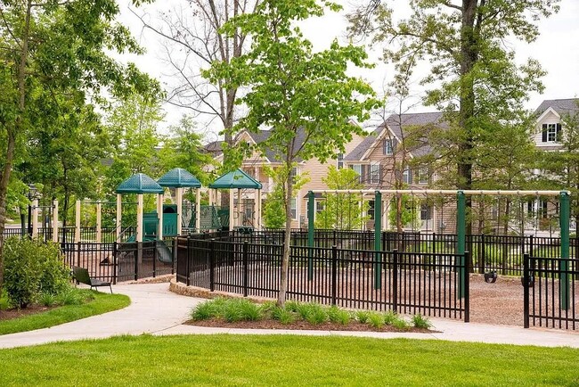 Building Photo - 23540 Hopewell Manor Terrace
