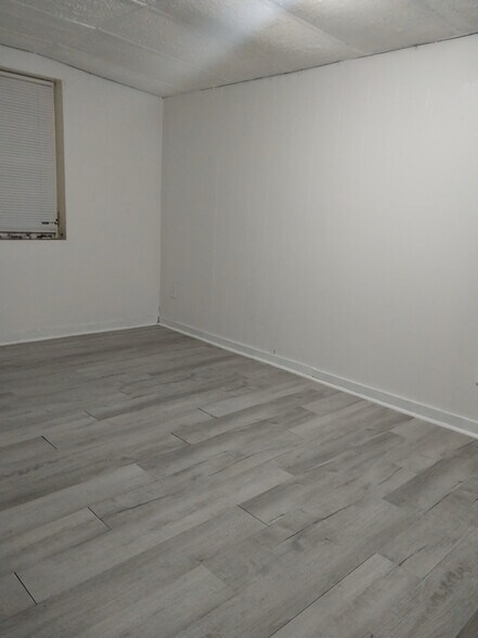 Building Photo - 712 Old Roane St