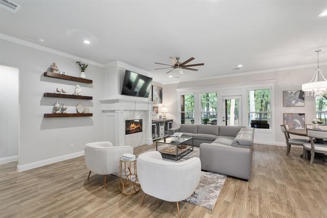 Building Photo - 245 Colonial Dr