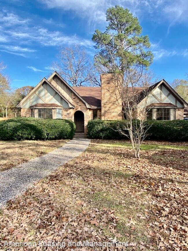 3 br, 2 bath House 8 La Costa Circle 8 La Costa Cir Lufkin TX 75901