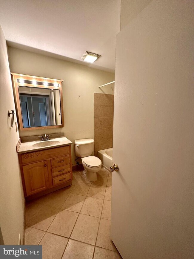 Building Photo - 1113 Little Harbour Dr