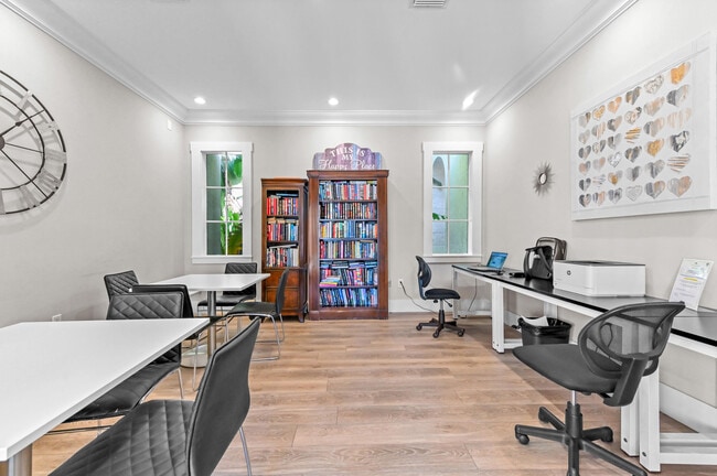 Building Photo - 3606 S Ocean Blvd