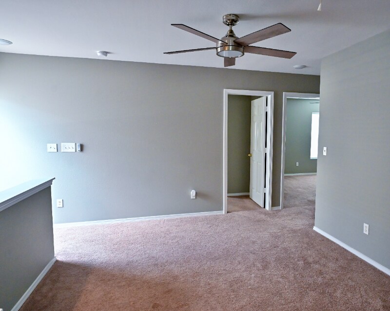 Building Photo - 7404 Loyalist St