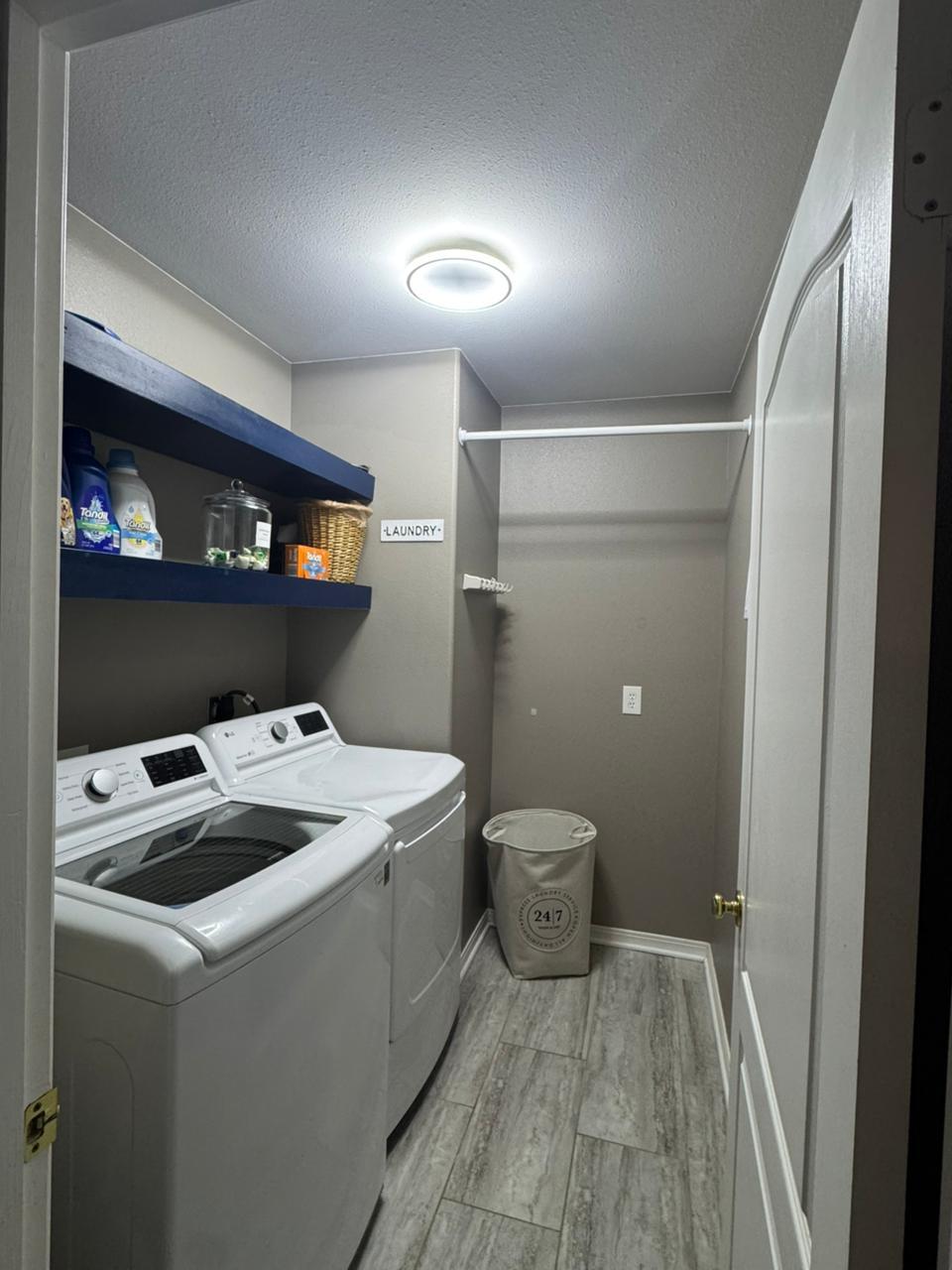 Building Photo - 5307 Meadowsweet Cir