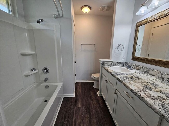 Building Photo - 16721 Hamilton Point Cir
