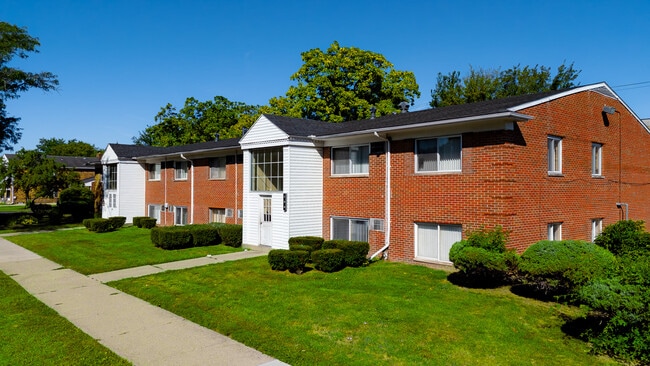 Building Photo - Park High Apartments