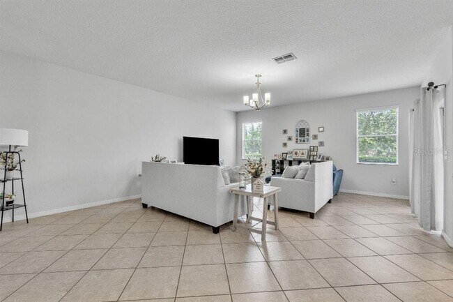 Building Photo - 3256 Rodrick Cir
