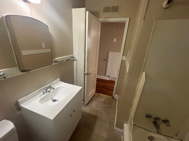 Building Photo - 2609 Textile Dr