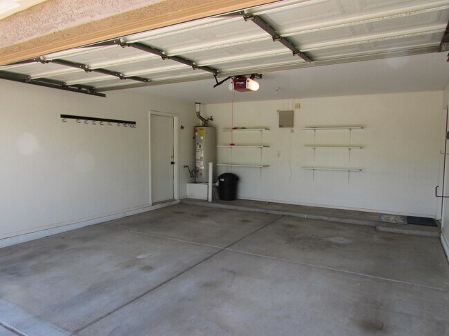 Building Photo - 1346 S Palomino Creek Dr
