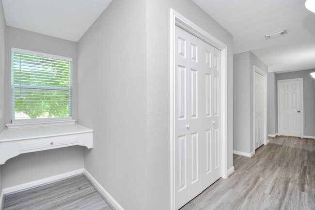 Building Photo - 12710 Barryknoll Ln