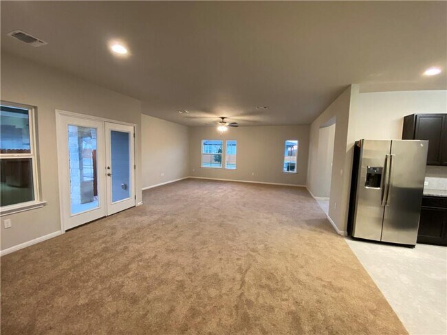 Building Photo - 8409 Looksee Ln