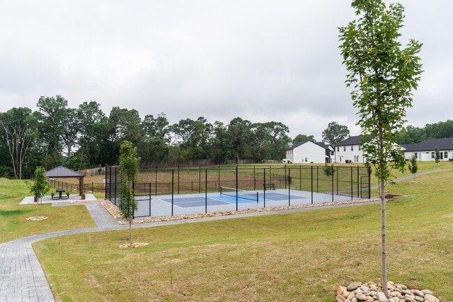 Building Photo - 4007 Cedar Fls Ln