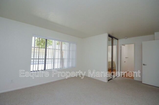 Building Photo - 5703 Recodo Way