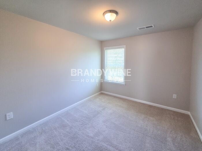 Building Photo - 1116 E Shoreview Rd