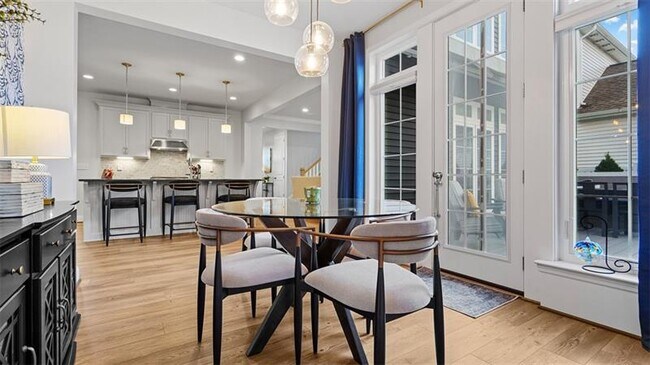 Building Photo - 504 Beneficial Dr