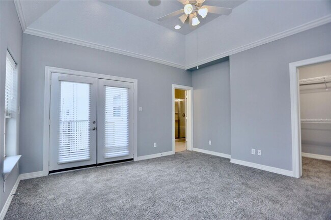 Building Photo - 114 Heights Blvd