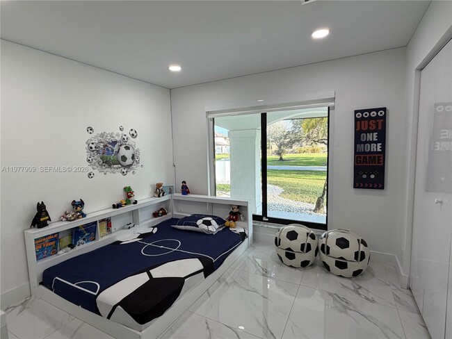 Building Photo - 11300 NW 5th St