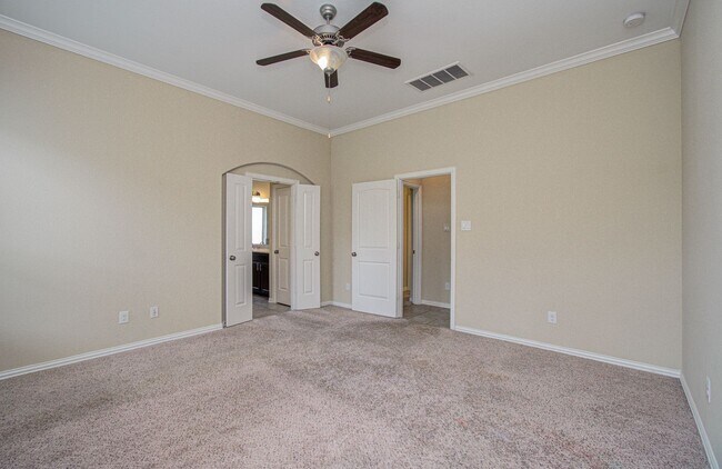 Building Photo - Spacious 4 Bed, 2 Bath Home Zoned to Tomball ISD