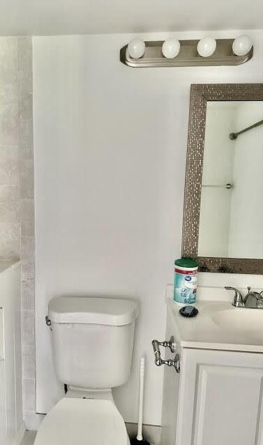 Building Photo - 212 Suffolk F