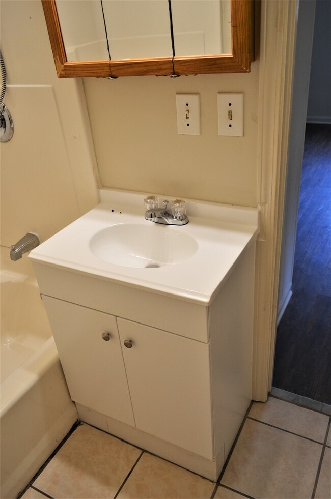 Building Photo - 874 Carrollton Vila Rica Hwy