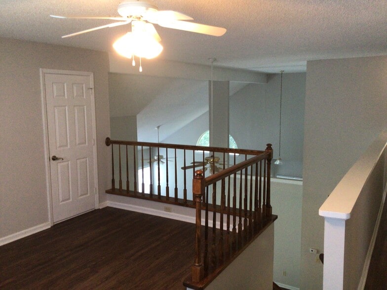Building Photo - 13615 Portpatrick Ln