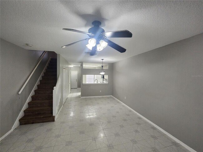 Building Photo - 2302 Lake Woodberry Cir