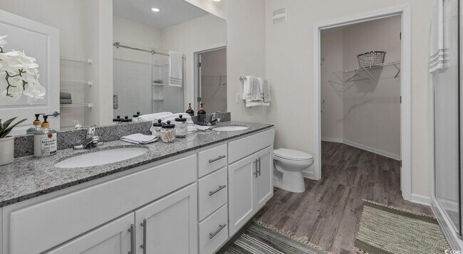 Building Photo - 5895 Arbor Isle Wy