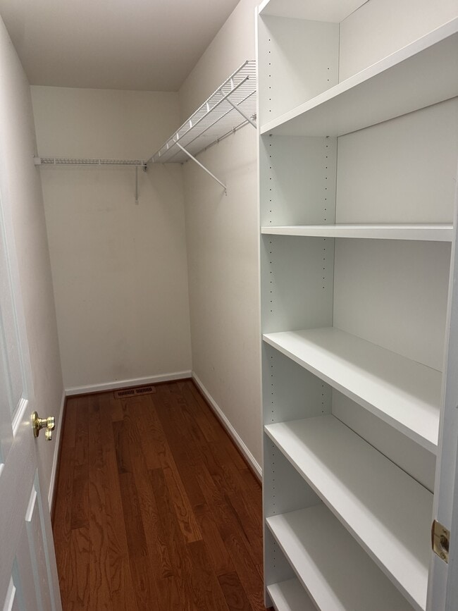 Building Photo - 4155 Captains Corridor