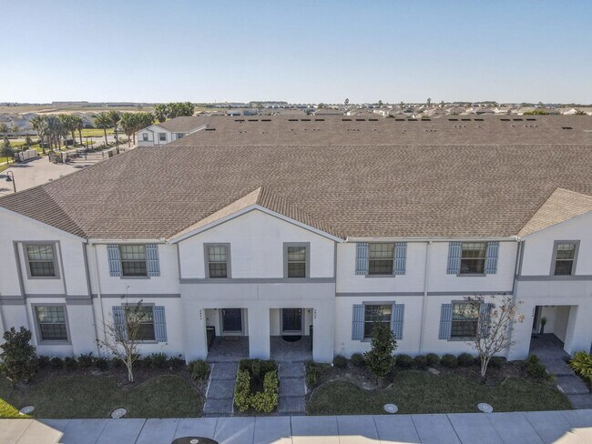 Building Photo - 2404 Tangier Dr