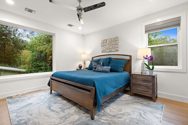 Building Photo - 1310 Choquette Dr