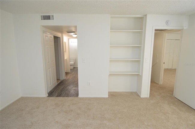 Building Photo - 5006 Moro Manor Dr