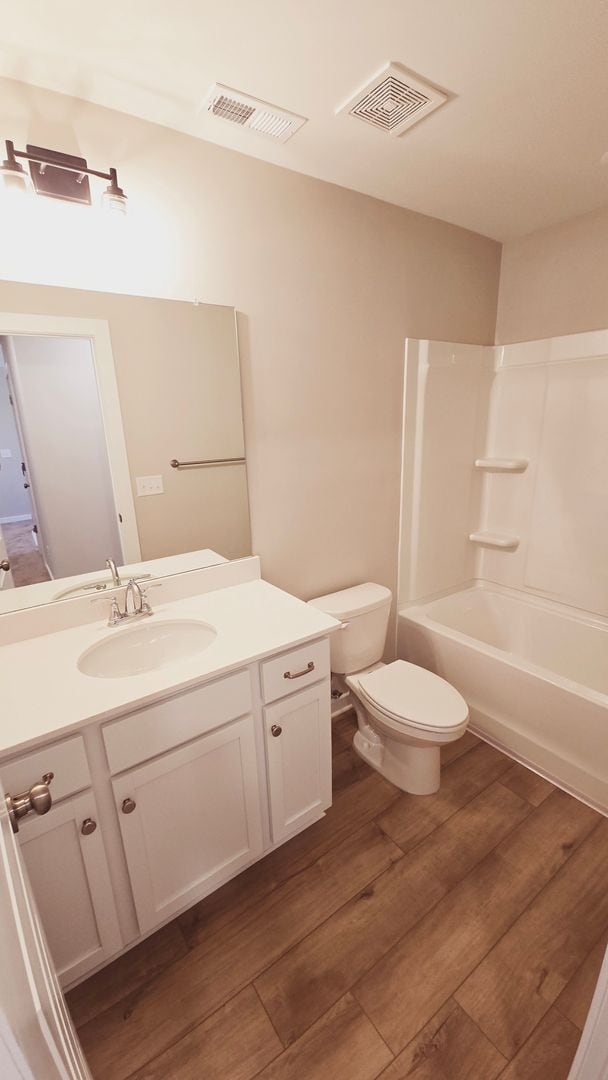 Building Photo - 2122 Ellsworth Lp Rd