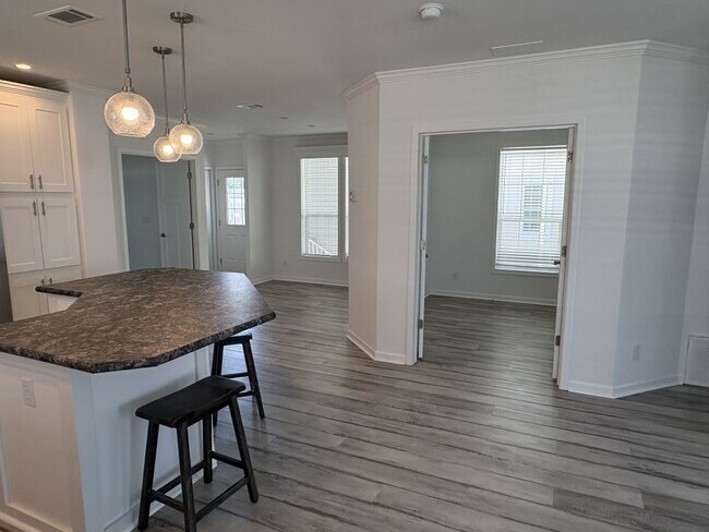Building Photo - 3093 SW 108th Pl