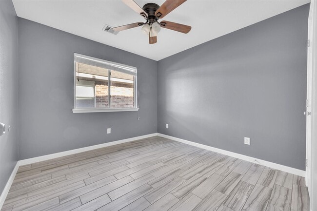 Building Photo - 10514 Lauren Creek Dr