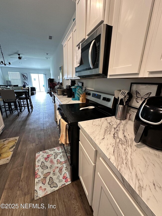 Building Photo - 2769 Oak Stream Dr