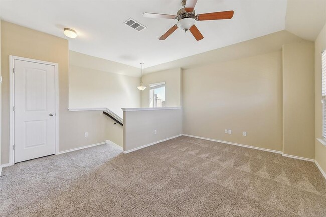 Building Photo - 121 Snowdrift Trail