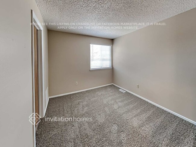 Building Photo - 4890 N Foxtail Dr