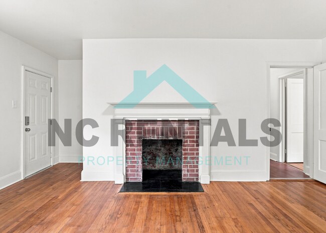 Building Photo - 141 Marthas Ln-