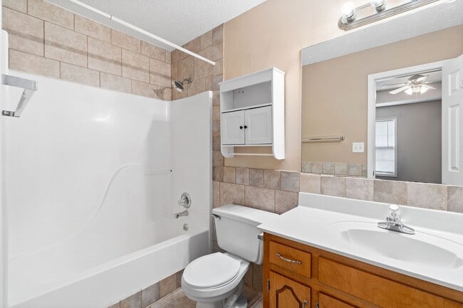 Building Photo - Updated Three Bedroom Ranch!