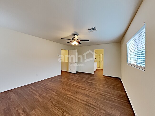 Building Photo - 10377 Calypso Cave St