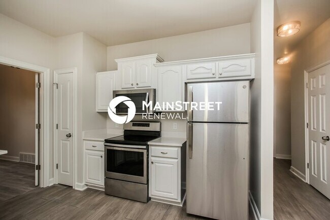 Building Photo - 4 Bedroom Pet-Friendly Home in Olive Branch, MS with Main Street Renewal