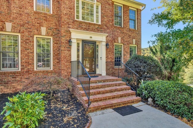 Building Photo - 1147 Belcroft Court