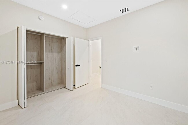 Building Photo - 8511 NW 141st Terrace