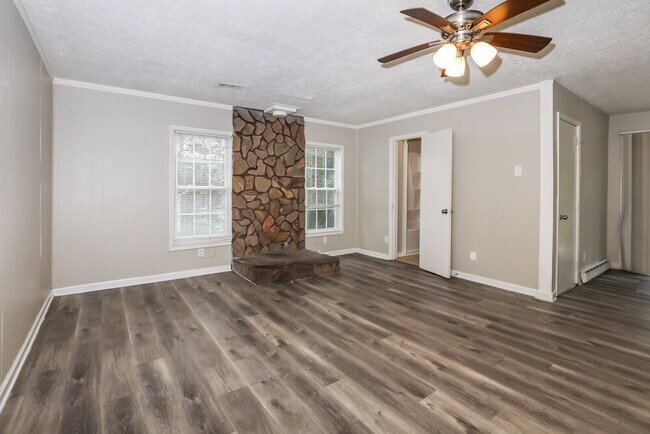 Building Photo - 6707 Willow Twig Rd