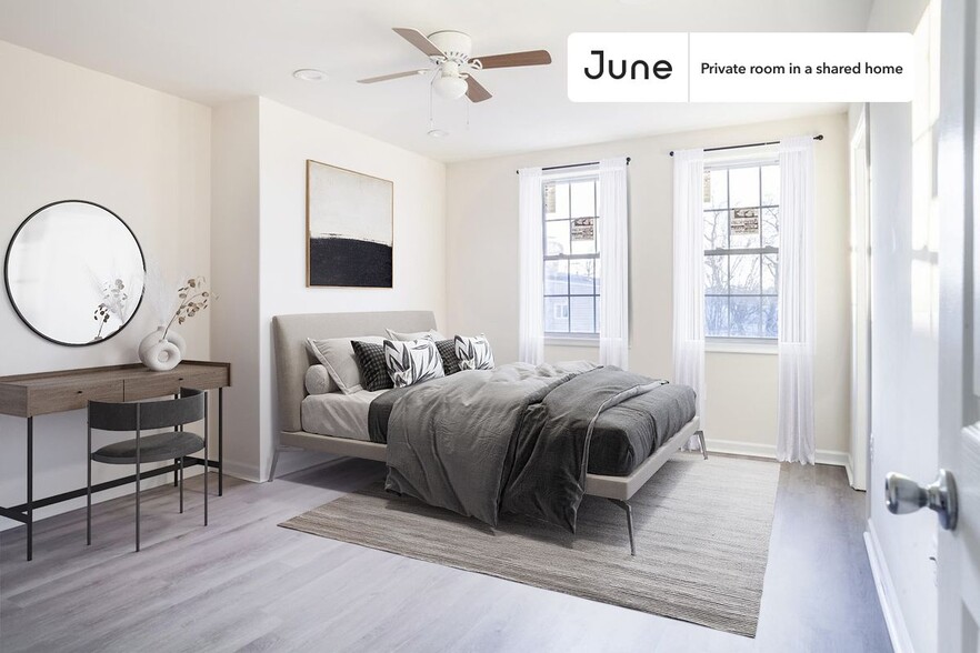 Primary Photo - Private bedroom in 4 bed/3.5 bath Home