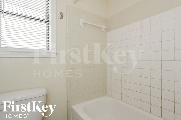 Building Photo - 6014 Harvest Hill Cove